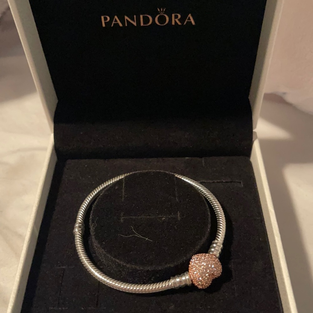 Heart charm bracelet